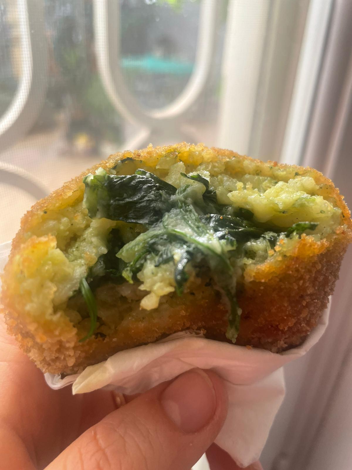 Arancino vegano spinaci take away di Dolce&Vegano 